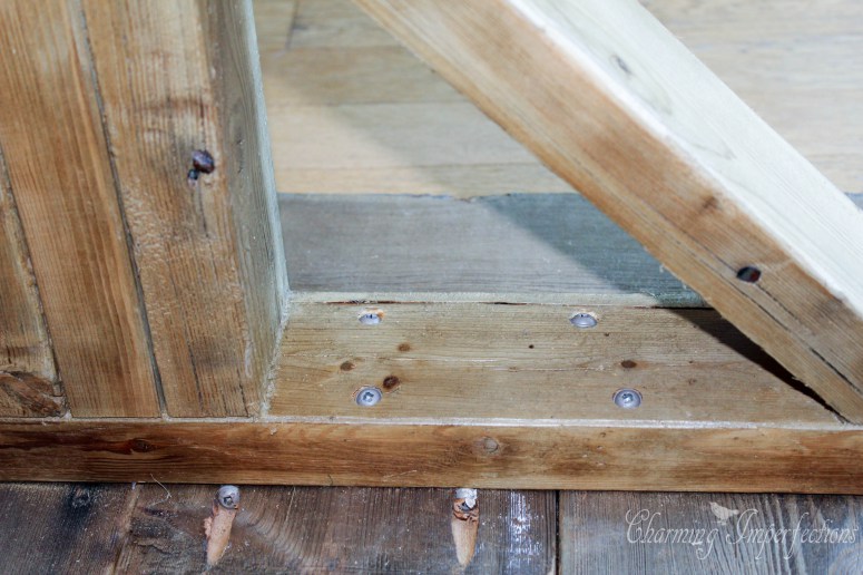 DIY Farmhouse Table with 2 style options for legs!