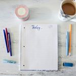 Good morning my darling friends! I watched way too much  #downtonabbey this weekend and want so badly to speak in an English accent!
Oh well, today is Monday! What do you have planned today...